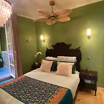 Modern Belle Epoque & Luxury Duplex * Lissabon