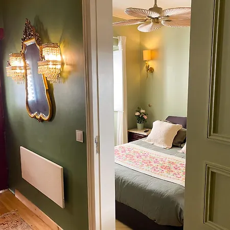 Modern Belle Epoque Apartment Lisbon
