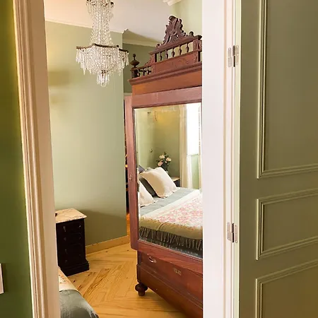 Modern Belle Epoque Apartment Lisbon