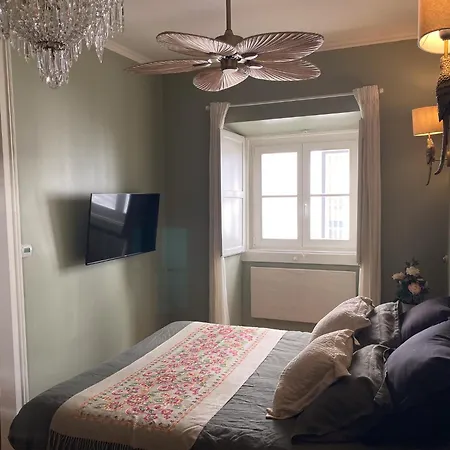 Modern Belle Epoque *