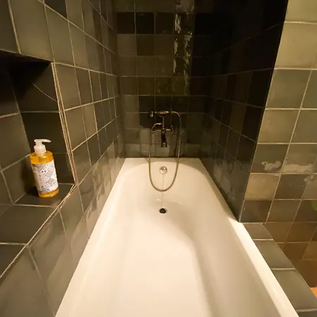 Modern Belle Epoque & Luxury Duplex شقة *