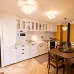 Modern Belle Epoque & Luxury Duplex Apartment Lissabon